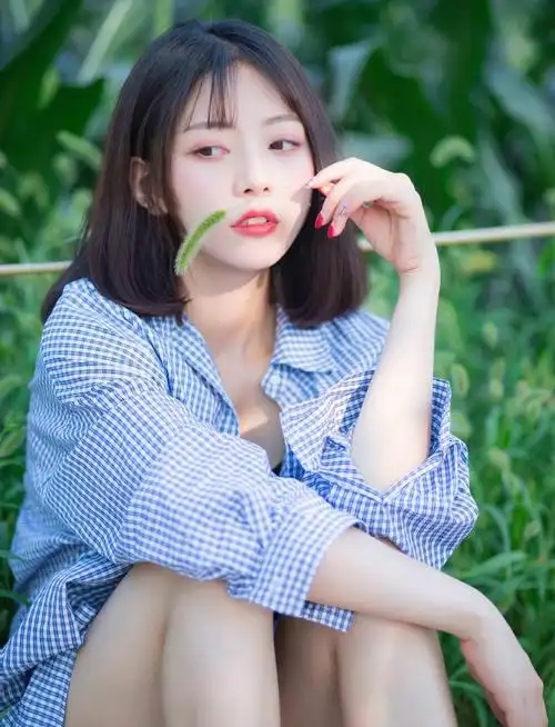 抖音上的清新美女头像