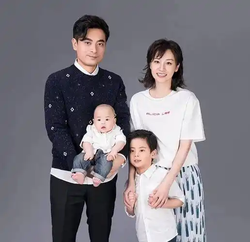 胡彦斌的遗憾前任,竟是陈龙宠了13年的老婆