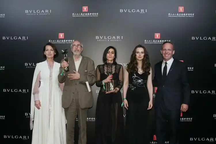 第22届上海国际电影节金爵奖荣耀揭晓 宝格丽星光相伴共襄闭幕盛会 -