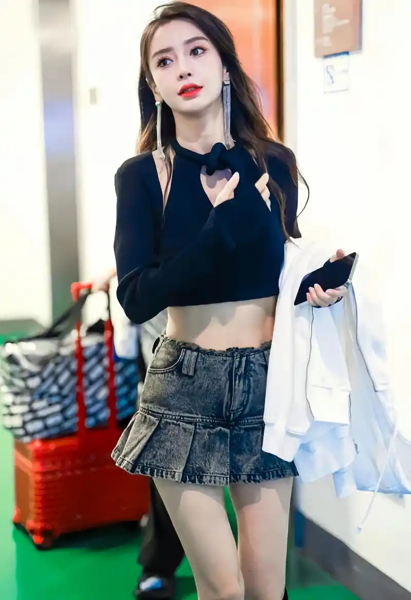 说是在神仙颜值里面排上仙 应该没有争议吧#杨颖# #angela baby杨颖