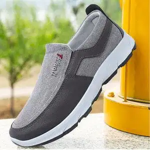 男鞋老北京布鞋男春秋休闲中年一脚蹬圆头防滑老人布鞋大码爸爸鞋