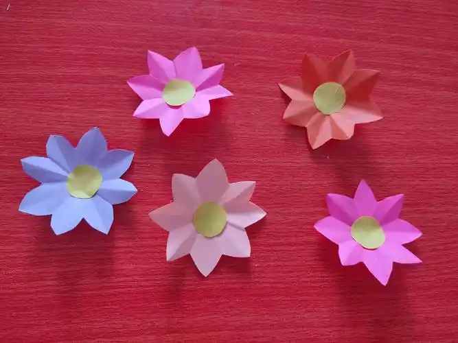 亲子手工制作《小花篮》