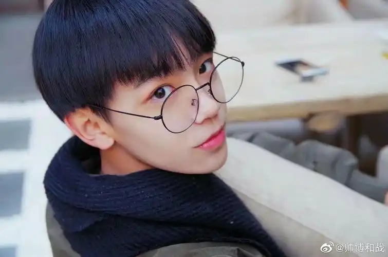 虽然已经走了但我还是想说短发张帅博给我帅拉稀了