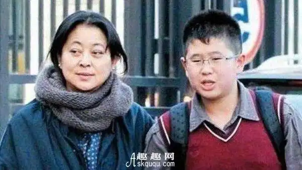 倪萍是哪国国籍倪萍的儿子和女儿