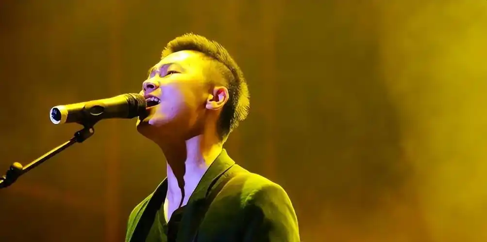 第一季冠军:梁博