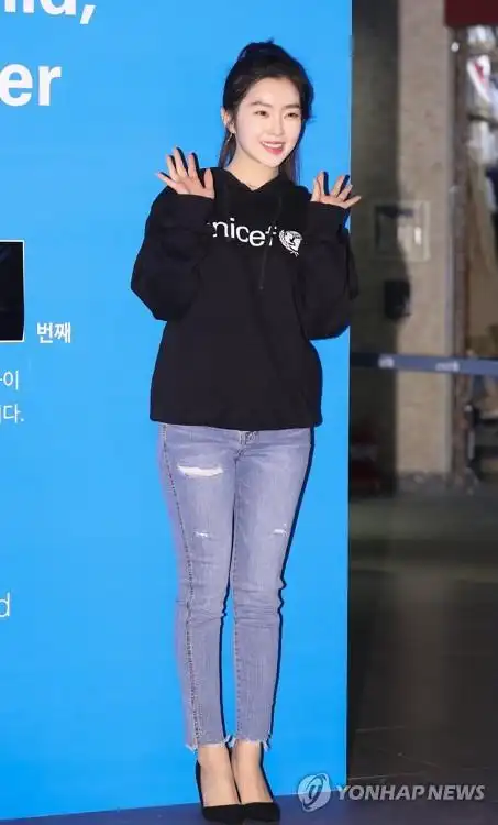 女团redvelvet将回归尽显夏日清爽活力