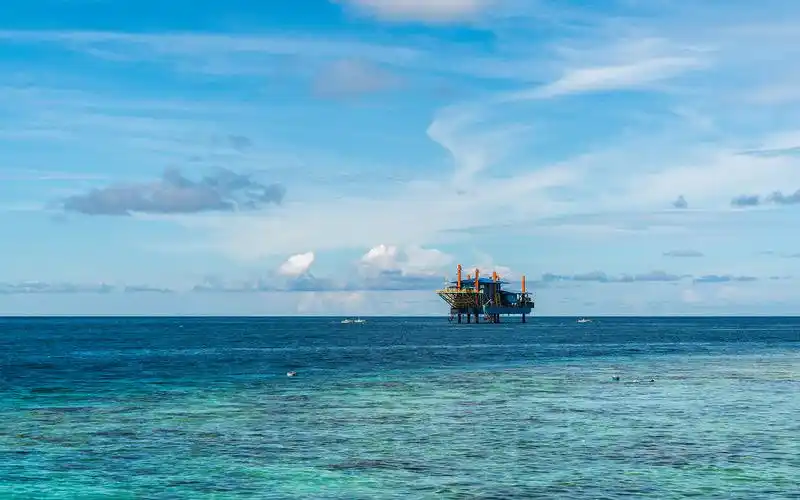 马来西亚仙本那蓝色海景图片桌面壁纸_风景壁纸_壁纸下载_美桌网