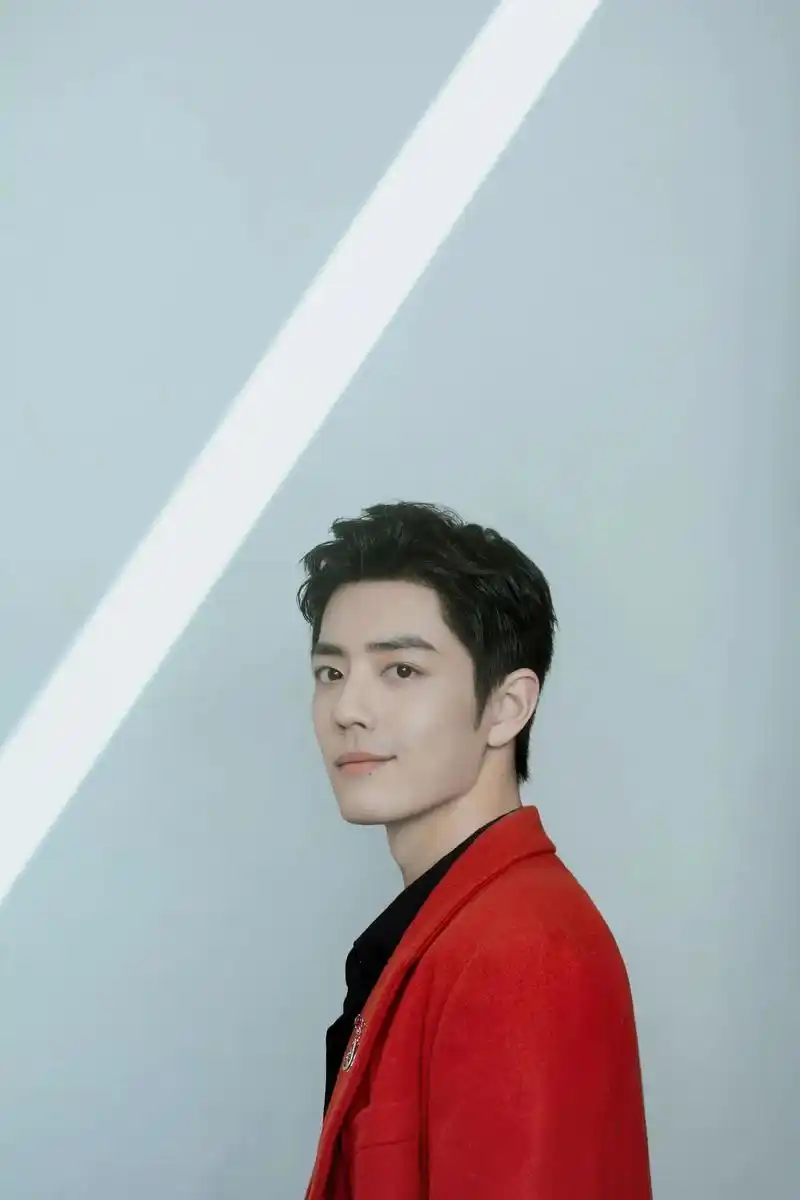 肖战东方卫视春晚 揽春归,岁华新.@肖战 出席#东方卫视春 - 抖音