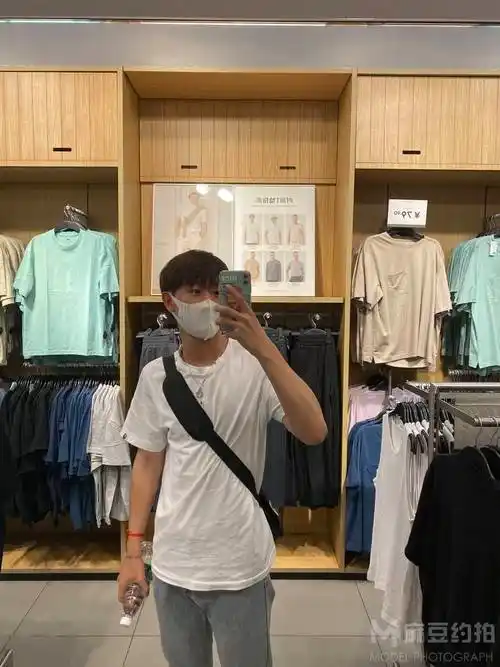 约寄拍身高185体重138时间充裕