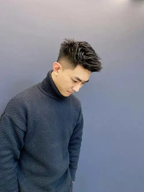 飞机头系列,真正的不调脸型发质头型,谁剪谁帅#男生发型   #男士发型