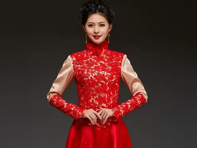 华芬嫁衣 佟丽娅大婚新娘礼服 中式婚礼服 秀禾服