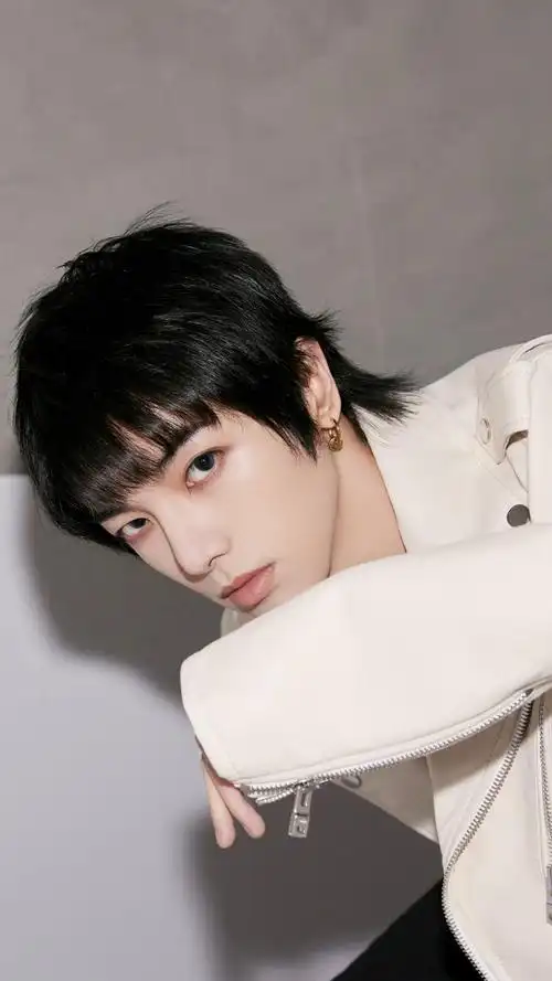 989898#华晨宇巴黎欧莱雅律动代言人