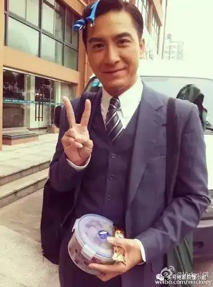 这么多年,对马国明来说,就是一个字:熬.