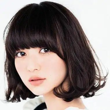 胖女人刘海怎么梳 胖mm的刘海图片_发型师姐