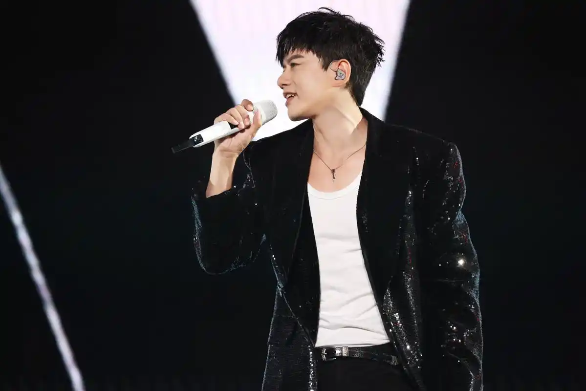 张杰 未·live-「曜·北斗」巡回演唱会7月1日合肥站圆满成功!