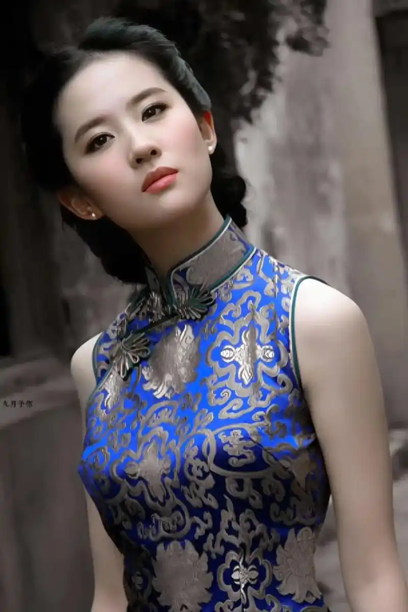 点到为止的艳,不可方物的美#刘亦菲 #旗袍 #美出高级 - 抖音