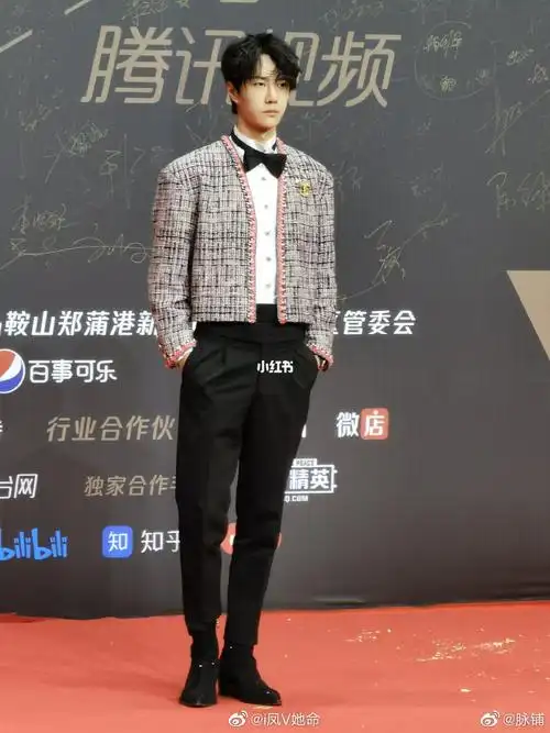 看绿海吗,半黄的那种_百事可乐怎么样_肖战_娱乐_明星娱乐资讯