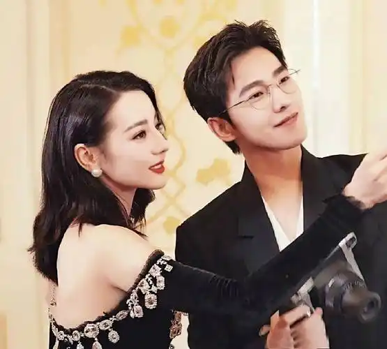 杨洋王楚然恋情曝光,杨洋6任女友皆被扒,网友暗讽这俩人走不远