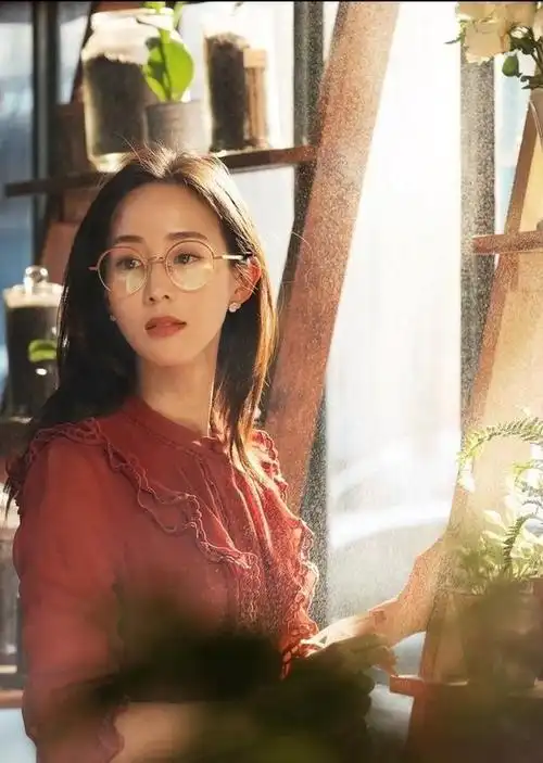 张钧甯在唐探网剧里的演技真的太绝了,期待在新年唐探电影表现