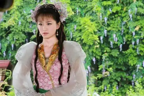 封神英雄榜第二部鲛儿扮演者是谁 鲛儿结局怎么死的