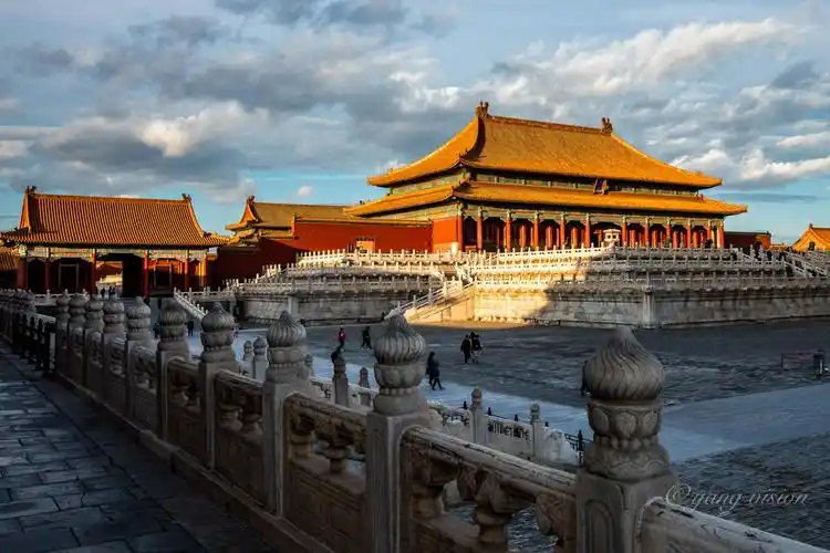 紫禁城金色的城