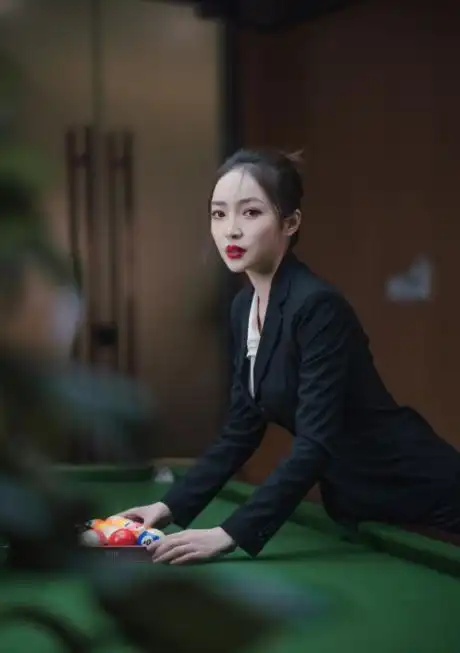 王钟瑶照片王钟瑶身高王钟瑶旗袍王钟瑶个人资料