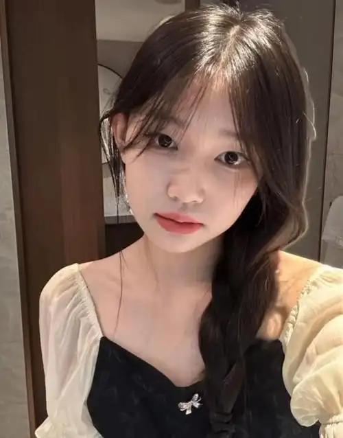 宋小睿不被人喜欢的原因,网传这么一个说法.