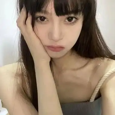 16岁网恋照片女生多张