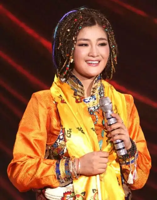 降央卓玛演出代言