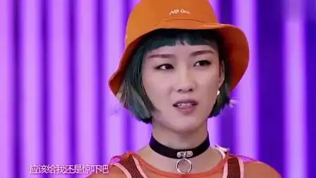 天使之路:陆祺桦的照片被评委给高分,杨斯莹看到后,泪流满面!