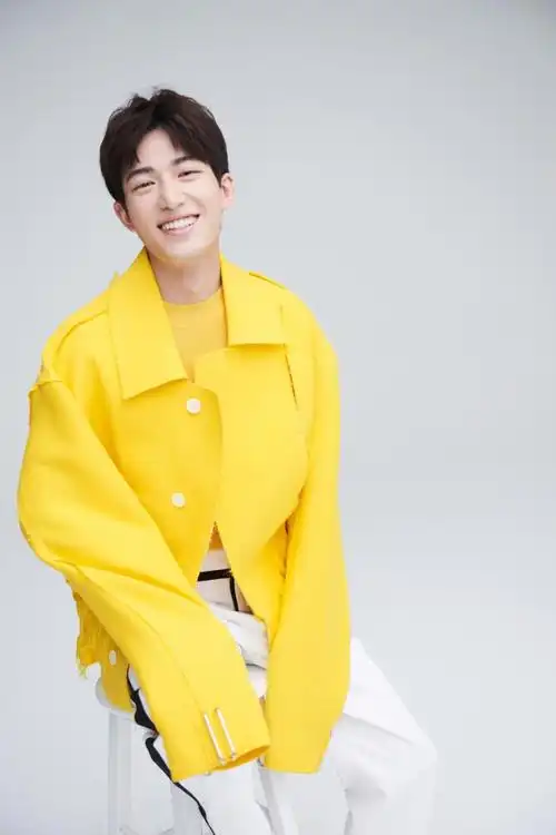 盐系焦睿《蓝色生死恋》挑战经典获好评 网友点赞颜值和演技