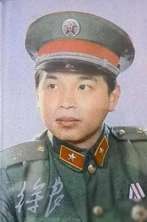 老山前线的一等功臣徐良唱歌走红后却惹上命案如今过的怎样了