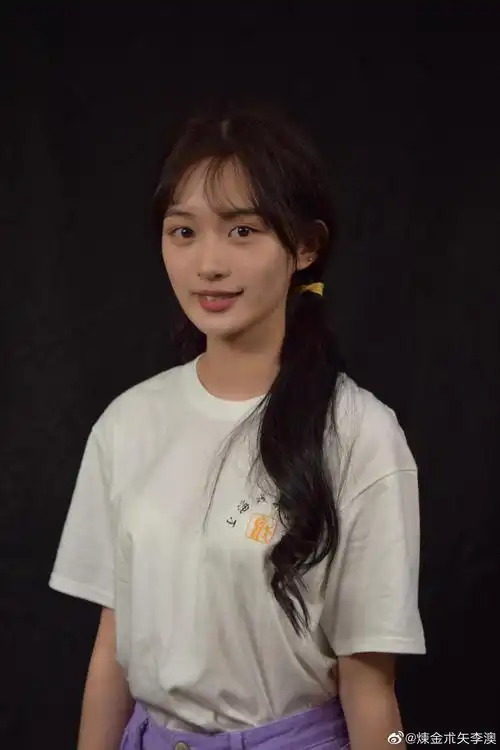 李澳_演员_作品_个人资料_简历_生日_留言 - 酷乐米