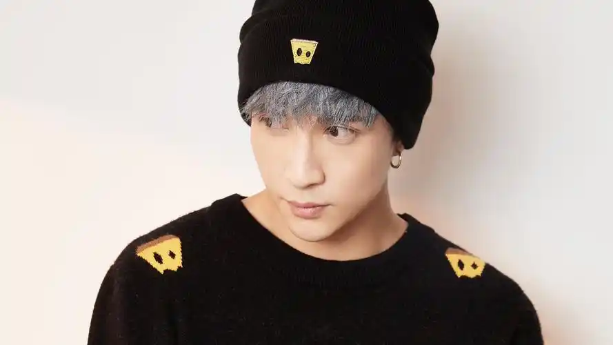 26m上传时间:2020-06-16壁纸标签:薛之谦明星风尚壁纸封面图薛之谦