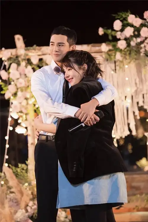 姜潮惊喜求婚麦迪娜超甜蜜