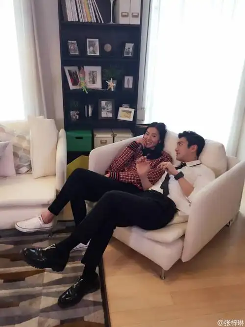 石榴夫妇,崔始源刘雯