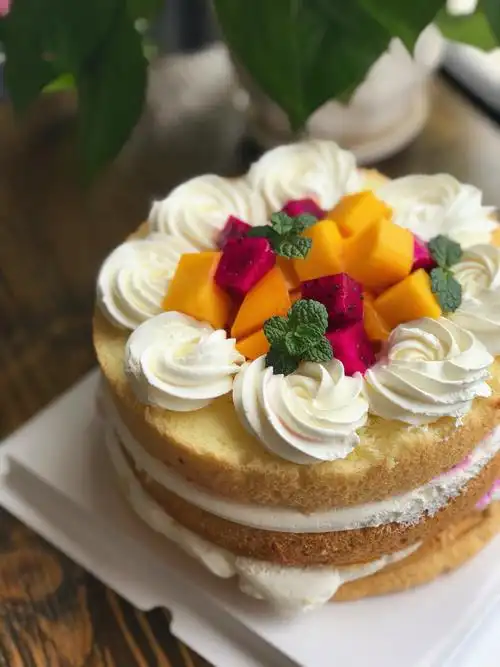 裸蛋糕手机拍摄