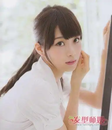 扎马尾的刘海发型图片马尾刘海发型4