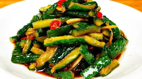 腌黄瓜时,万万不能直接就腌,还要多加这一步,黄瓜才更爽脆入味