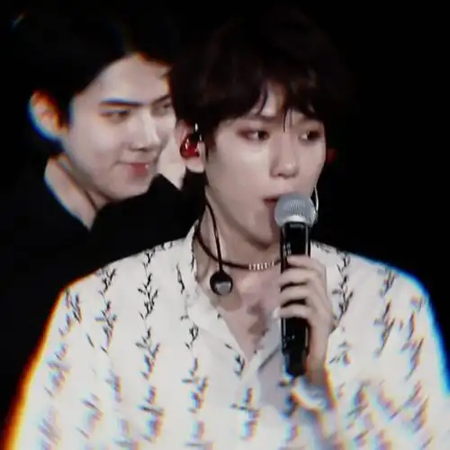 边伯贤吴世勋情头