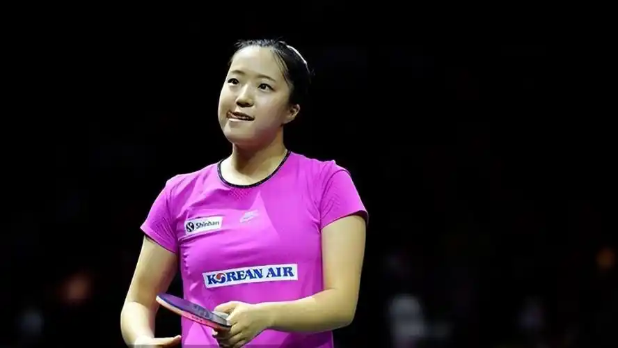 平野美宇2-3惜败18岁小将,颜值美女贡献2分带队取胜_腾讯新闻