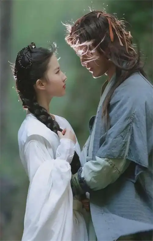 从《神雕侠侣》中的小龙女,到迪士尼大片《花木兰》中的巾帼英雄,我们