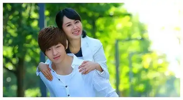 邓伦涉税风波揭秘娱乐圈不为人知的黑幕惊人内幕一一曝光