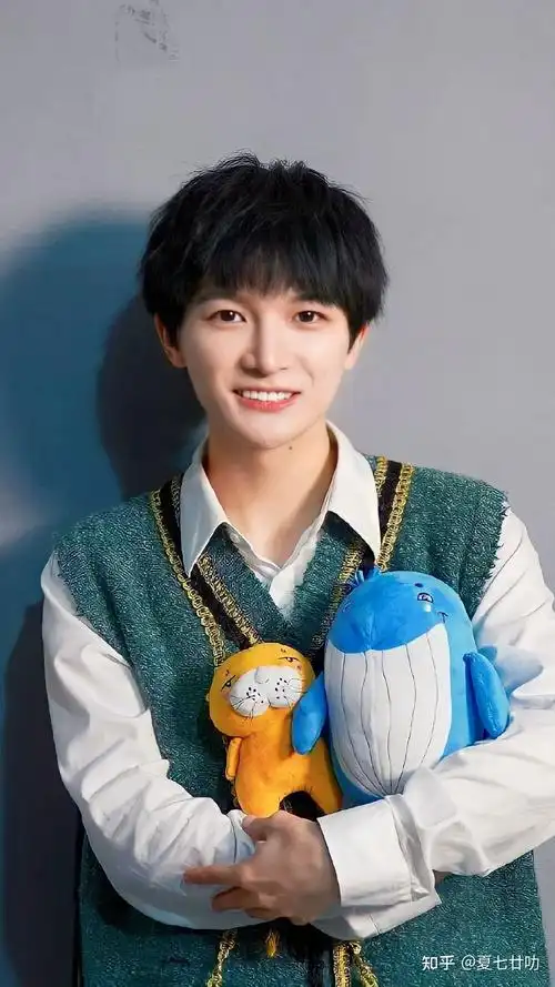 为什么周深可以笑得那么甜? - 知乎