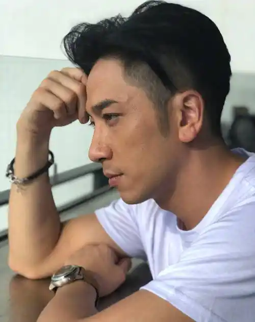 官宣恋情?吴卓羲凌晨发文艾特菊梓乔且两人互相关注