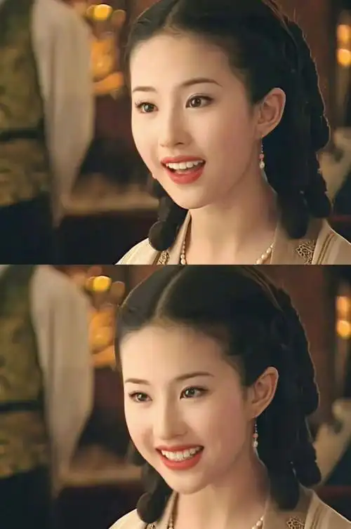 那个时期的刘亦菲,兼具少女的青涩和女性的娇媚,太有灵气了,亭亭玉立