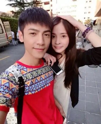 【图】网曝罗云熙吴倩恋情曝光图 小默生疑和小以琛在一起