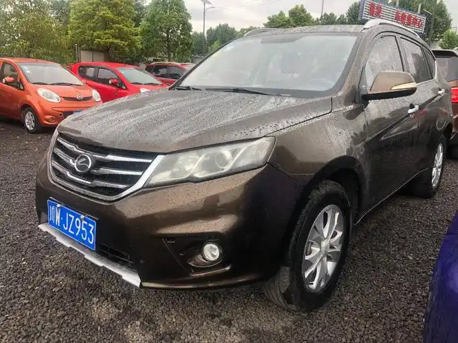 江铃陆风x5城市越野车