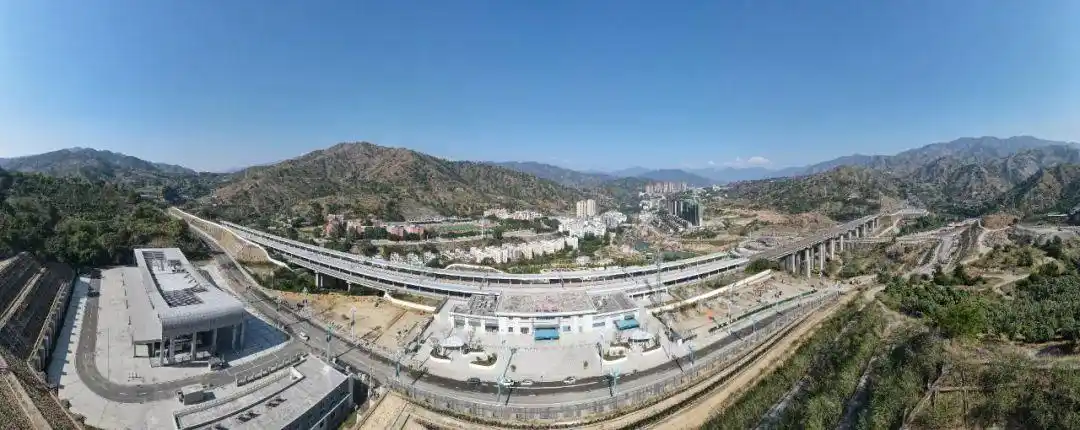 凝神聚智开首县新局勠力同心绘滋味新篇访攀枝花市盐边县委书记王兴全