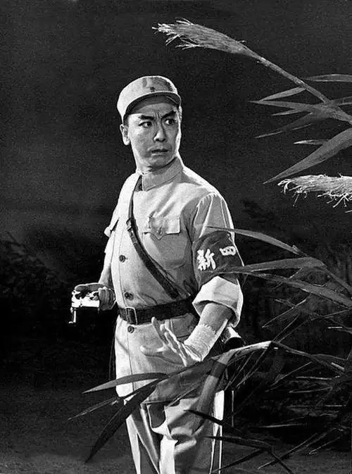 《沙家浜》谭元寿饰演郭建光